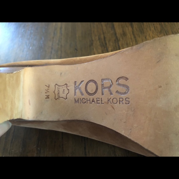 Michael Kors heels - Picture 3 of 3